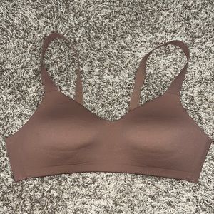 Lululemon bra